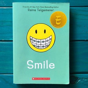 Smile by Raina Telgemeier  (Paperback)